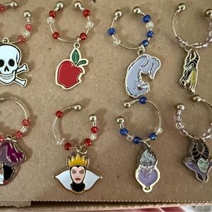 Villan 8 DISNEY CHARACTER Figurines - WINE GLASS CHARMS PENDANT DRINK MARKERS